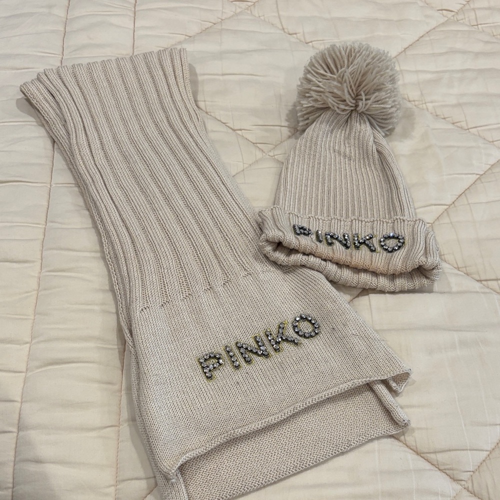 Hat & Scarf Set